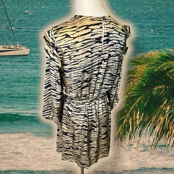 NWT Rails ‘Ora’ Dress in “Canyon Neutral” Size XS - Picture 9 of 16